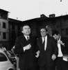 Giulio Andreotti e Silvano Bambagioni in piazza San Domenico per una manifestazi...